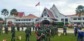 penyemprotan cairan disinfektan massal secara serentak di seluruh wilayah kota Singkawang